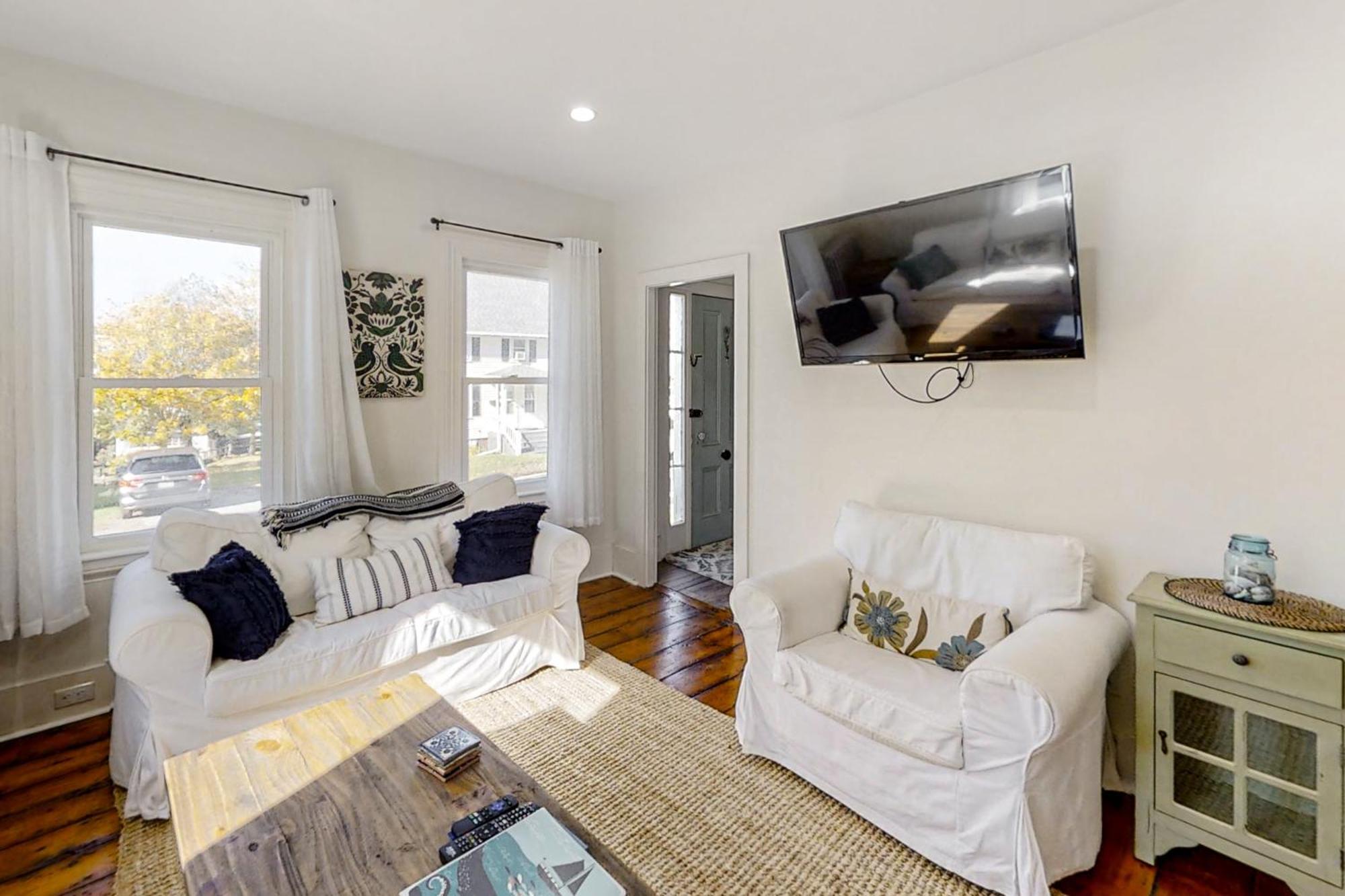 Bayside Gardens Grande Villa Boothbay Harbor Room photo